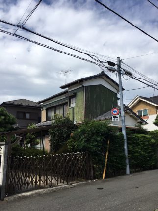 調布市小島町の解体工事を行いました。