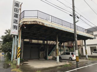 足立区加賀の解体工事を行いました。