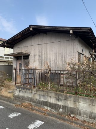 東大和市富士見町の解体工事を行いました。