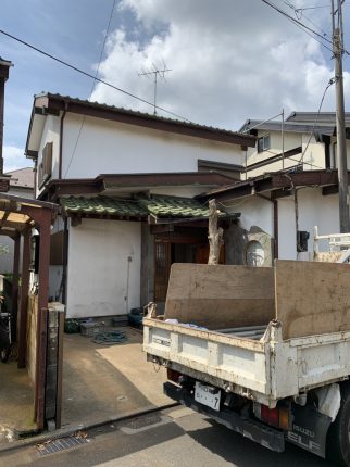 東久留米市小山の解体工事を行いました。