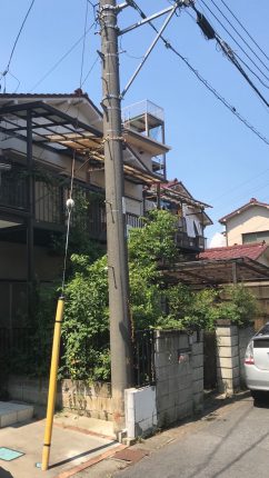 草加市遊馬の解体工事を行いました。