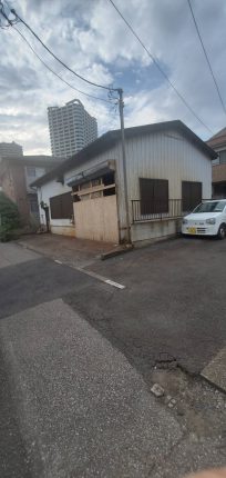 川口市金山町の解体工事を行いました。