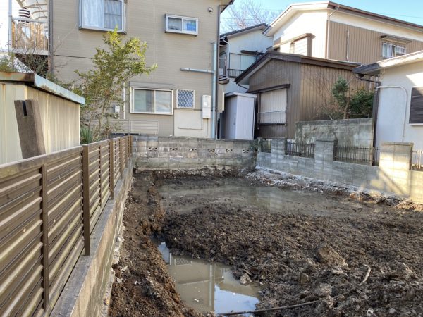 さいたま市浦和区前地　地中埋設物撤去を行いました。