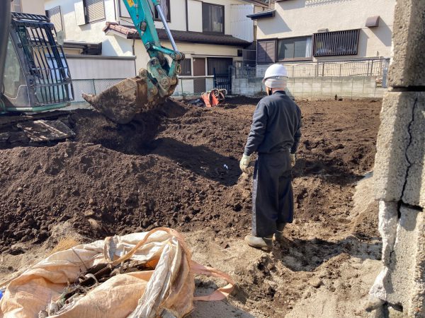 練馬区石神井台　 地中埋設物撤去工事を行いました。
