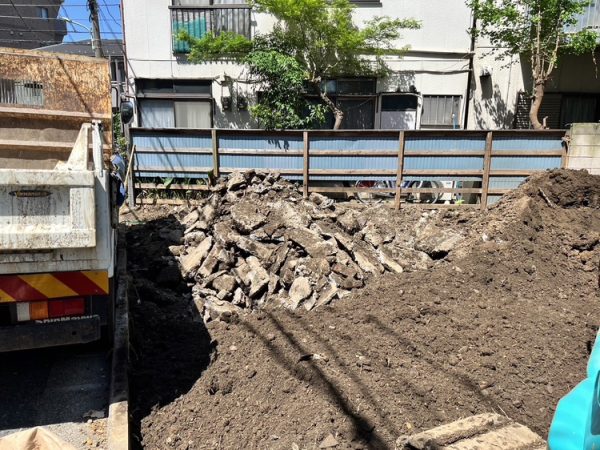 大田区蒲田　地中埋設物撤去工事を行いました。