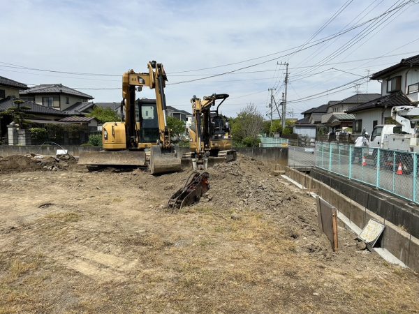 久喜市間鎌　地中埋設物撤去工事を行いました。