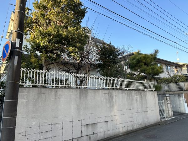 横浜市港南区日限山　解体工事を行いました。
