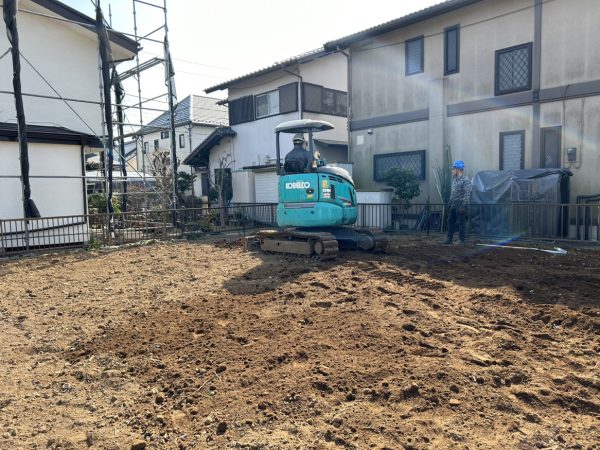 上尾市小敷谷　地中埋設物撤去工事を行いました。