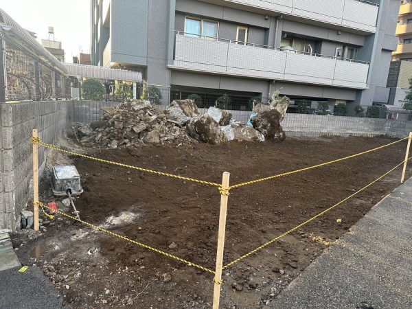 さいたま市浦和区常盤　地中埋設物撤去工事を行いました。