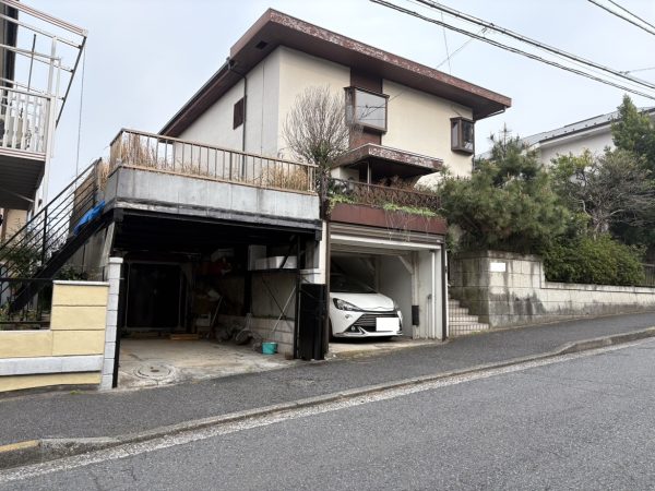 横浜市金沢区片吹　解体工事を行いました。