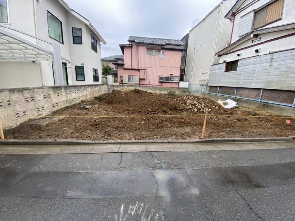 さいたま市南区松本　地中埋設物撤去工事を行いました。